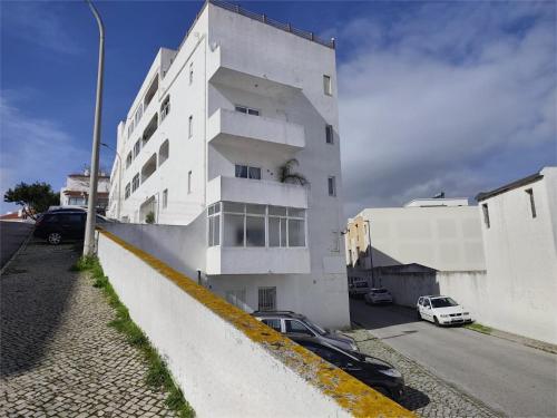 T2 Gil Vicente, perto da Praia dos Pescadores