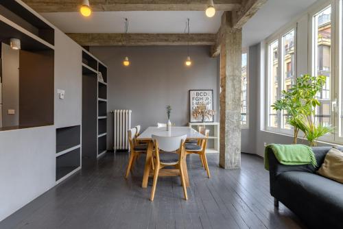 San Sebastian playa Zurriola-NO PARTIES AT HOME-NO FIESTAS EN CASA-300 meters to the beach-90 m2