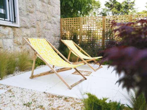 Apartment in Downtown Cascais with Garden