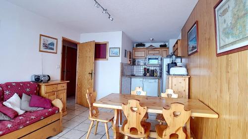 Résidence Tetras Lyre - Appartement spacieux · Départ et retour skis aux pieds · Balcon MAE-0504