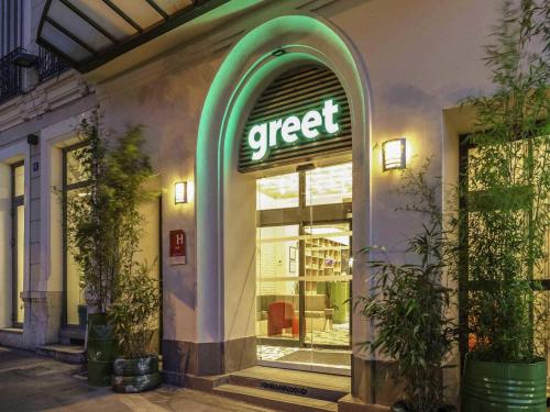 greet Marseille Centre Saint Charles