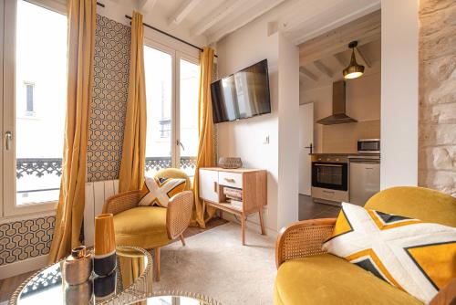 Beautiful Studio in Ile Saint Louis