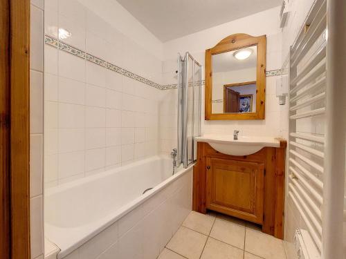 Résidence Sapiniere - Appartement spacieux · Départ ski aux pieds · Terrasse MAE-0574