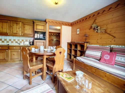Résidence Alpages De Reberty - Appartement spacieux et confortable · Proche des pistes · Balcon · Piscine · Parking couvert MAE-0664