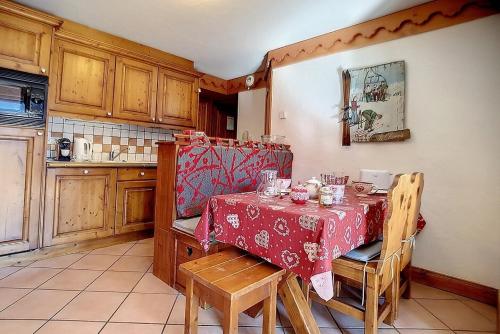 Résidence Alpages De Reberty - Appartement spacieux et lumineux · Proche des pistes · Balcon · Piscine MAE-0854