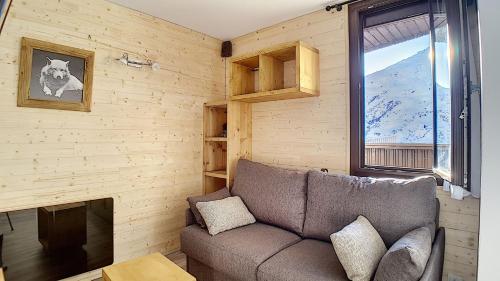 Résidence Coryles A - Appartement rénové avec coin montagne · Accès direct aux pistes · Balcon MAE-1064