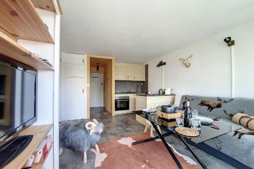 Résidence Combes - Appartement moderne · Départ et retour skis aux pieds · Balcon MAE-1074