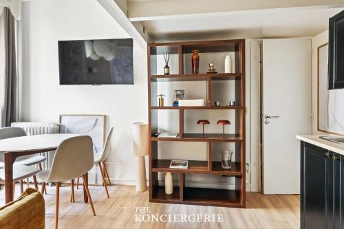Parisian Chic Retreat - 2 Guests