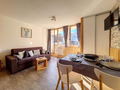 Résidence Ski Soleil - Appartement rénové · Départ ski aux pieds · Balcon MAE-1254
