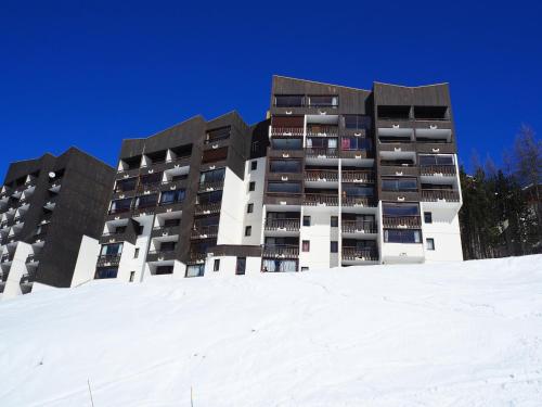 Résidence Biellaz - Appartement rénové · Départ et retour skis aux pieds · Vue montagne MAE-1344
