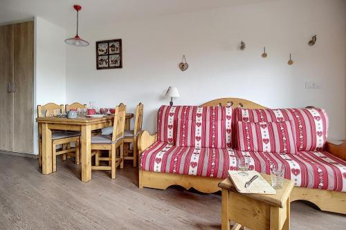 Résidence Necou - Appartement moderne et lumineux · Proche des pistes · Balcon MAE-1414
