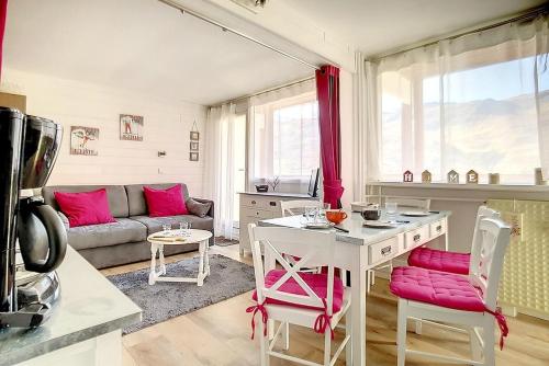 Résidence Les Lauzes - Appartement rénové · Départ et retour ski aux pieds · MAE-1444