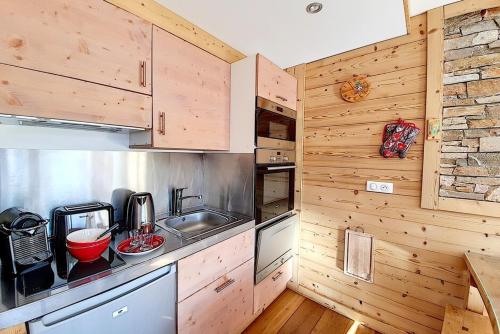 Résidence Les Charmettes - Appartement rénové · Cœur de station · Balcon MAE-1454