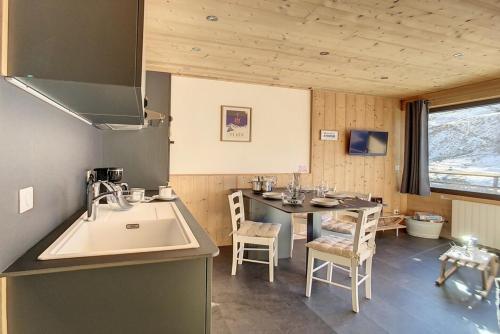 Résidence Biellaz - Appartement lumineux & rénové · Départ et retour skis aux pieds · Vue montagne MAE-1644