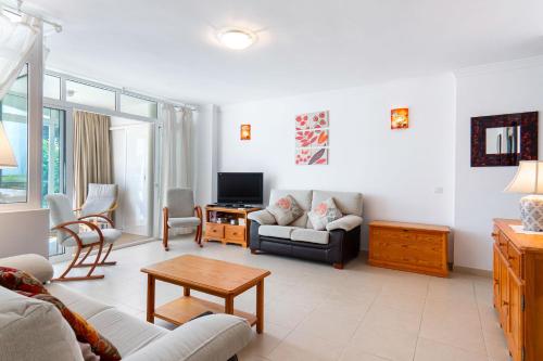Carabeo 10 Apartment by Casasol - 100m to Carabeillo Beach Nerja