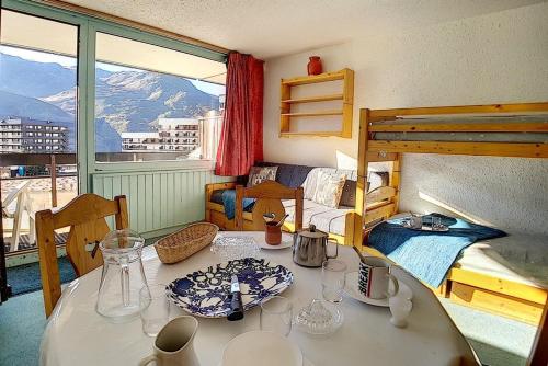 Résidence Aravis - Studio fonctionnel · Départ et retour skis aux pieds · Balcon MAE-3374