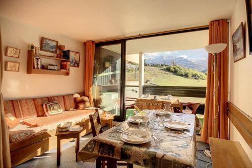 Résidence Caron - Studio lumineux · Skis aux pieds · Balcon MAE-3674