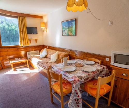 Résidence Le Belvedere - Studio cabine au coeur des Orres 1650 MAE-4524