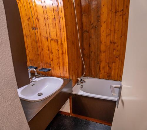 Résidence Le Belvedere - Studio cabine au coeur des Orres 1650 MAE-4524