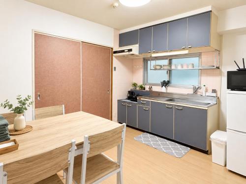 FLOLIA Nanba 403