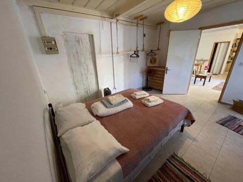 Corfu Central Apartment Sleeps 3 with Patio