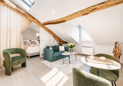 Sumptuous property near Hotel de Ville & Marais