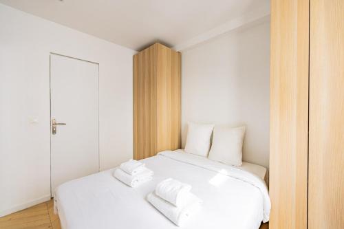 2Pers#1Chambre#Invalides#TourEiffel#Paris07