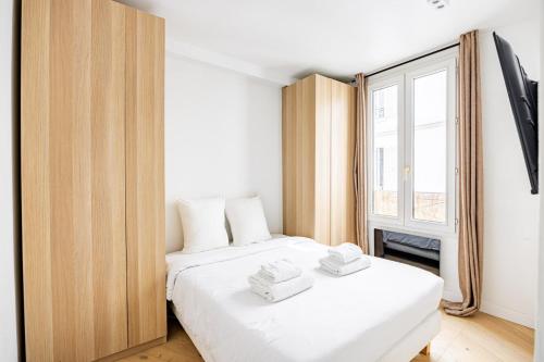 2Pers#1Chambre#Invalides#TourEiffel#Paris07