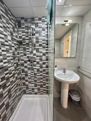 Pool View Studio Apartment Ref C015