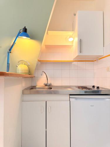 Central Cozy Apartment Near Marais