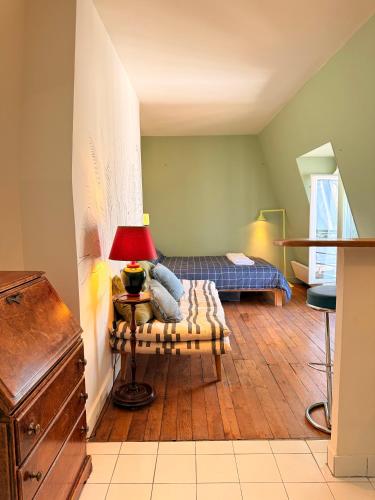 Central Cozy Apartment Near Marais