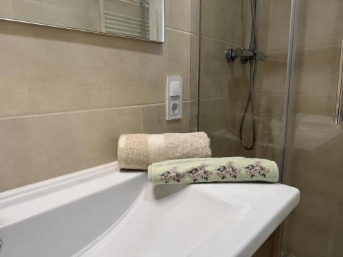 Villa Margarita Dénia con vistas al mar, piscina privada y jacuzzi