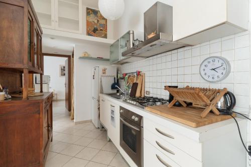 GuestHost - Comfy Apartment near MM1