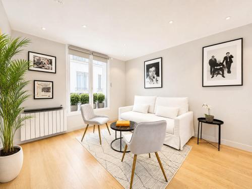 Spacious flat for 4 - Eiffel Tower
