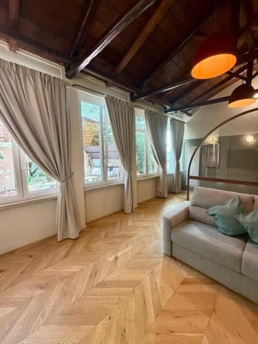 Secret Garden Scala Trastevere Mimi& Coco Home