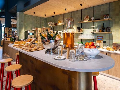 greet Hotel Reims Tinqueux