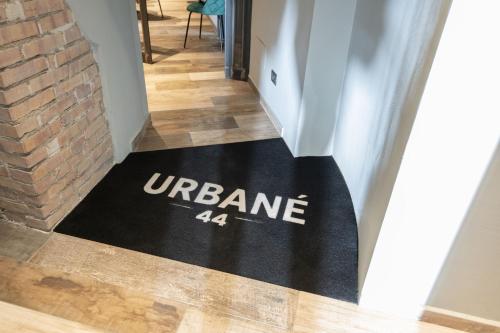 Urbanè 44