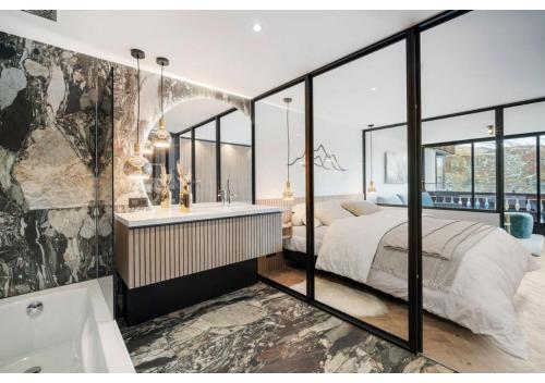 Premium Ski-In Out apartment with Views