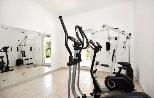 Nice Home In Podstrana With Private Swimming Pool, Can Be Inside Or Outside