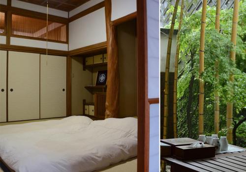 two images of a bedroom with a bed and a window at Keramiek Arita in Arita