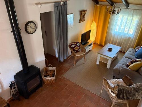 Casa Olivia - Charming renovated farmhouse with panoramic views