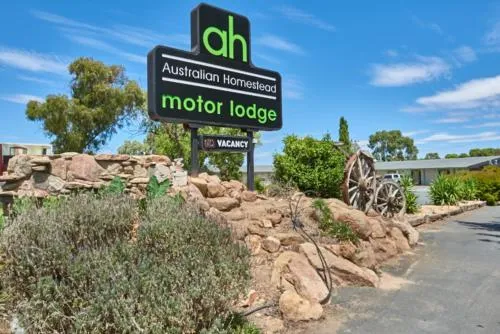 Australian Homestead Motor Lodge picture