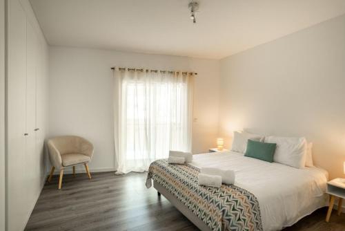 Janelas de Zimbra Lovely Apt with Pool and Sea View by Lisbeyond