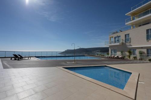 Janelas de Zimbra Lovely Apt with Pool and Sea View by Lisbeyond