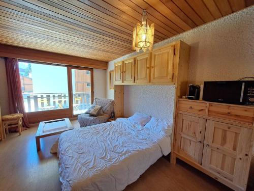 Studio 4 pers au pied des pistes avec balcon sud