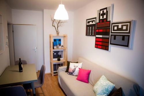 Artist Apartment with Terrace in Poreč Old Town