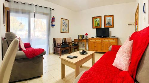 Villa Neptuno with private pool, sea view, Smart-TV free Wifi