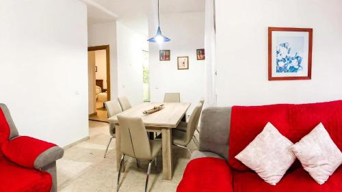 Villa Neptuno with private pool, sea view, Smart-TV free Wifi
