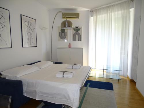 Bocconi Sweet Apt - Balconies - 15 min from the Center