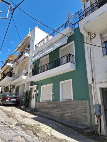 Perdika 16 House
